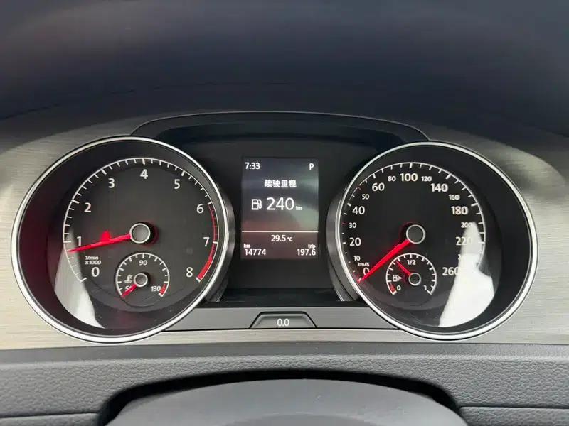 2014 Golf 1.4TSI Automatic Comfort — миниатюра 21