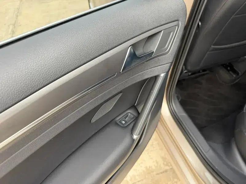 2014 Golf 1.4TSI Automatic Comfort — миниатюра 29