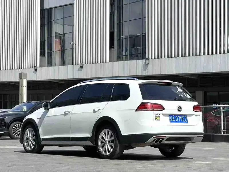 2019 Golf (Imported) 1.8TSI Touring Edition — миниатюра 4