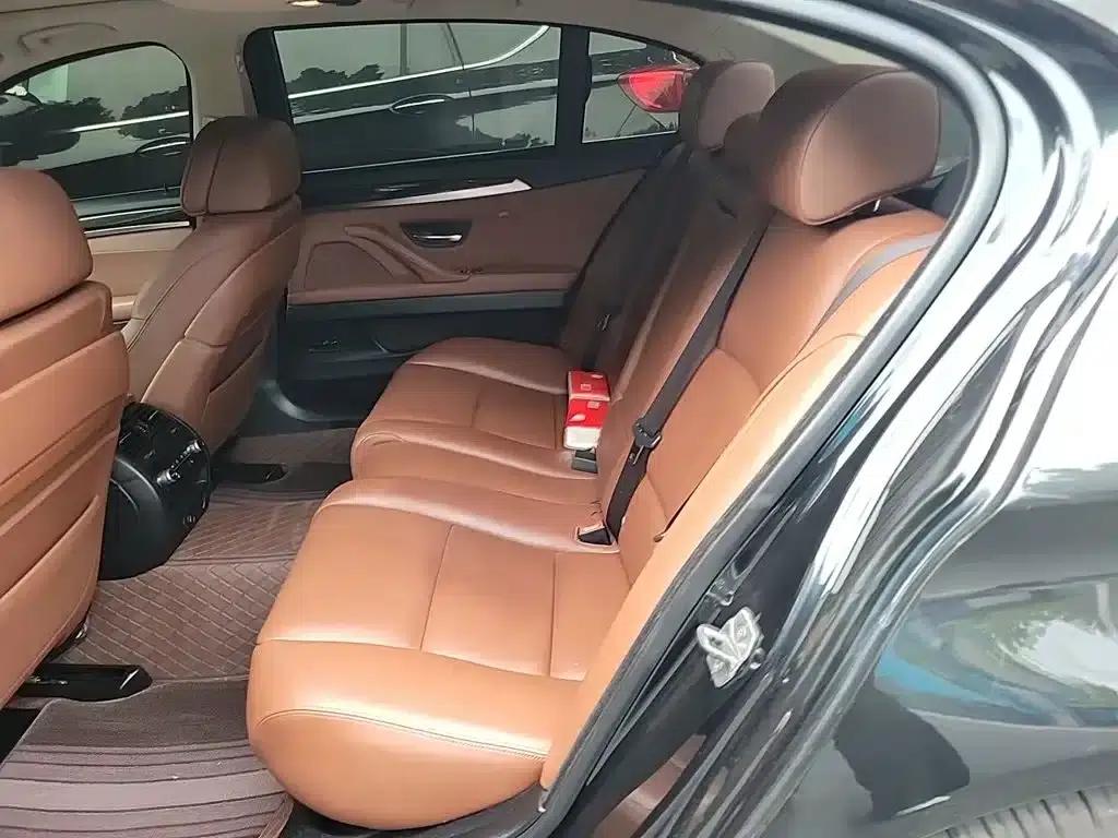 BMW 5 Series 2015 535Li Leading Edition — миниатюра 13