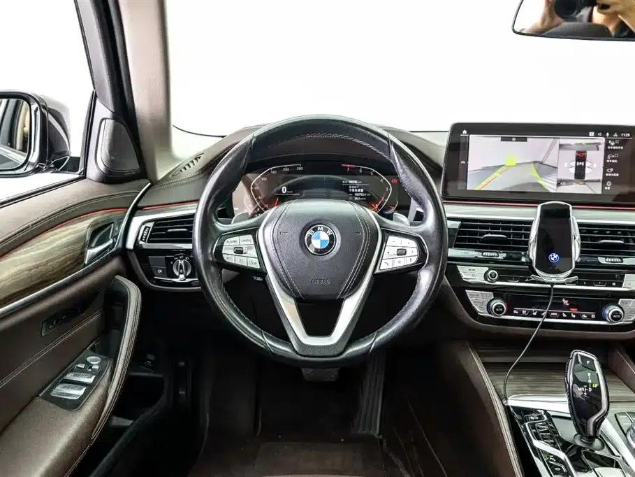 BMW 5 Series 2022 Facelift 530Li Luxury Package — миниатюра 16