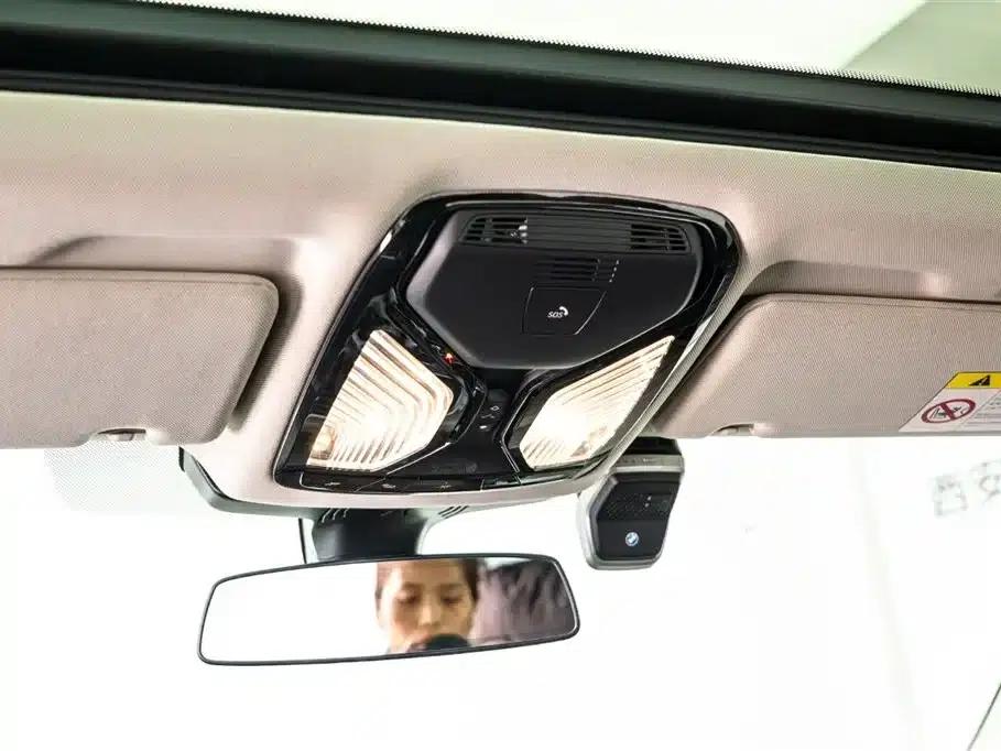 BMW 5 Series 2022 Facelift 530Li Luxury Package — миниатюра 23