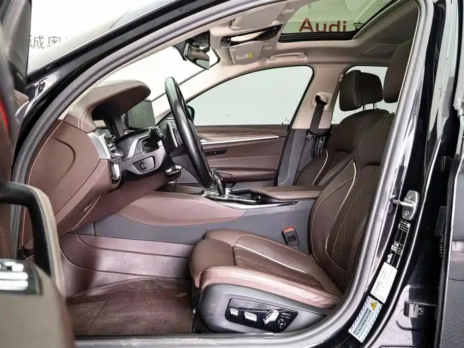 BMW 5 Series 2022 Facelift 530Li Luxury Package — миниатюра 10
