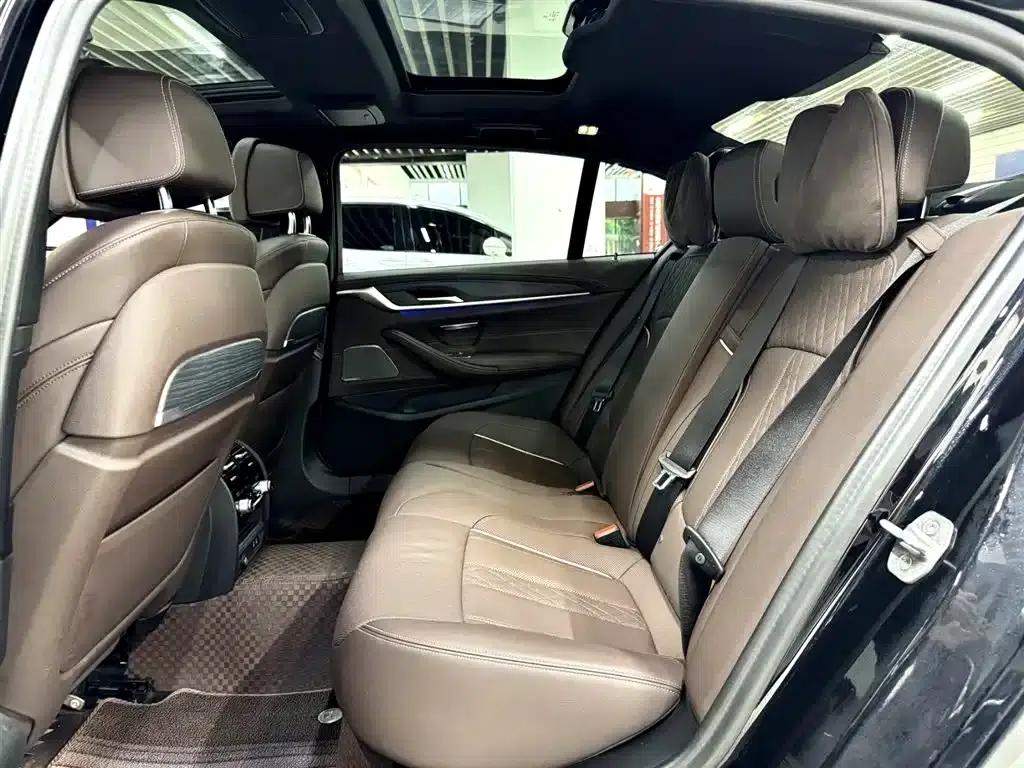 2021 BMW 5 Series Facelift 530Li Luxury M Sport Package — миниатюра 12