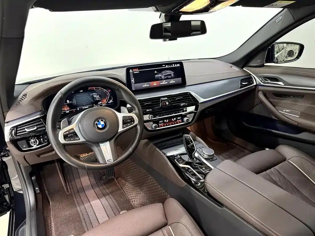 2021 BMW 5 Series Facelift 530Li Luxury M Sport Package — миниатюра 18