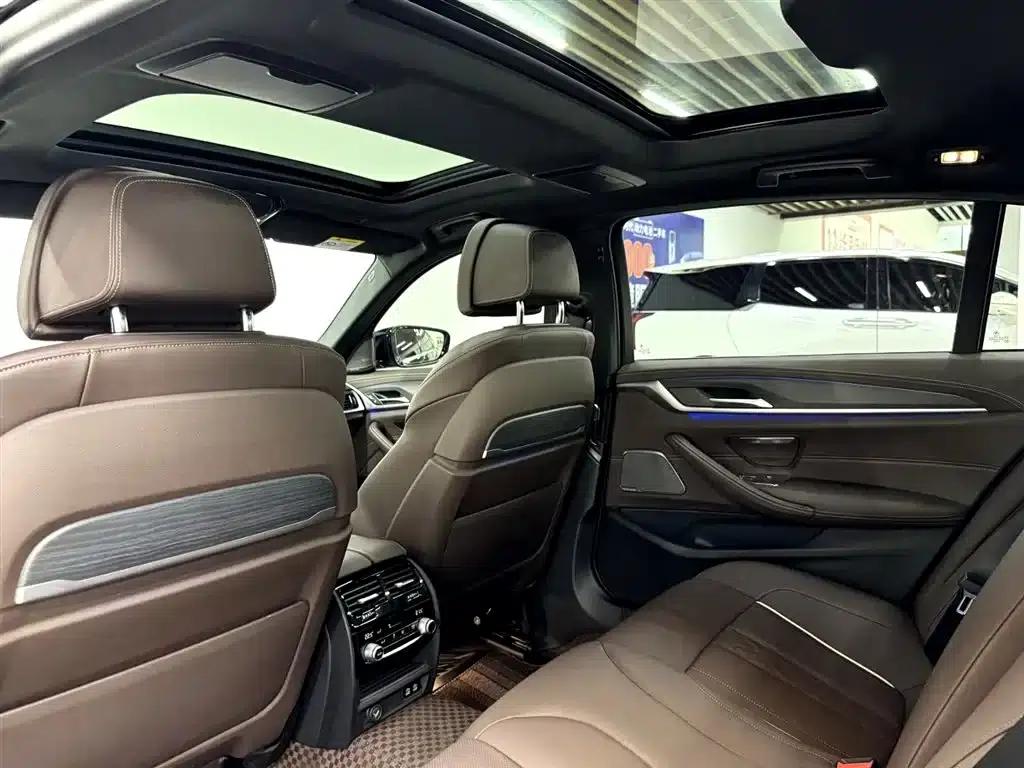 2021 BMW 5 Series Facelift 530Li Luxury M Sport Package — миниатюра 19