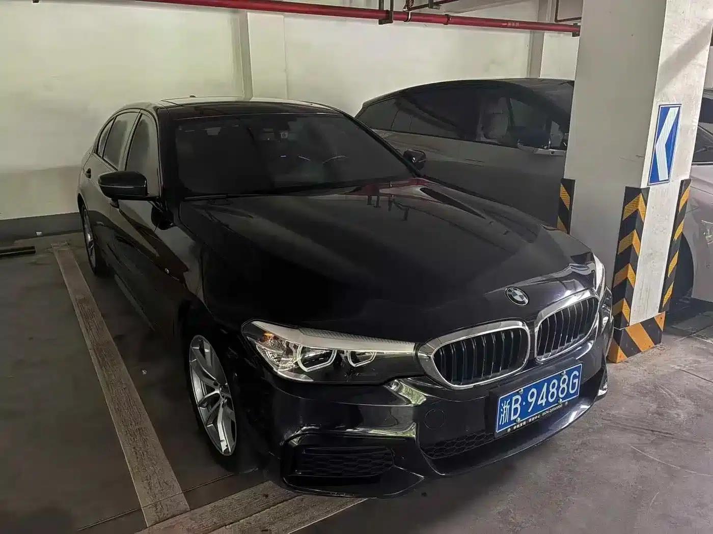 2019 BMW 5 Series 525Li M Sport Package — миниатюра 3