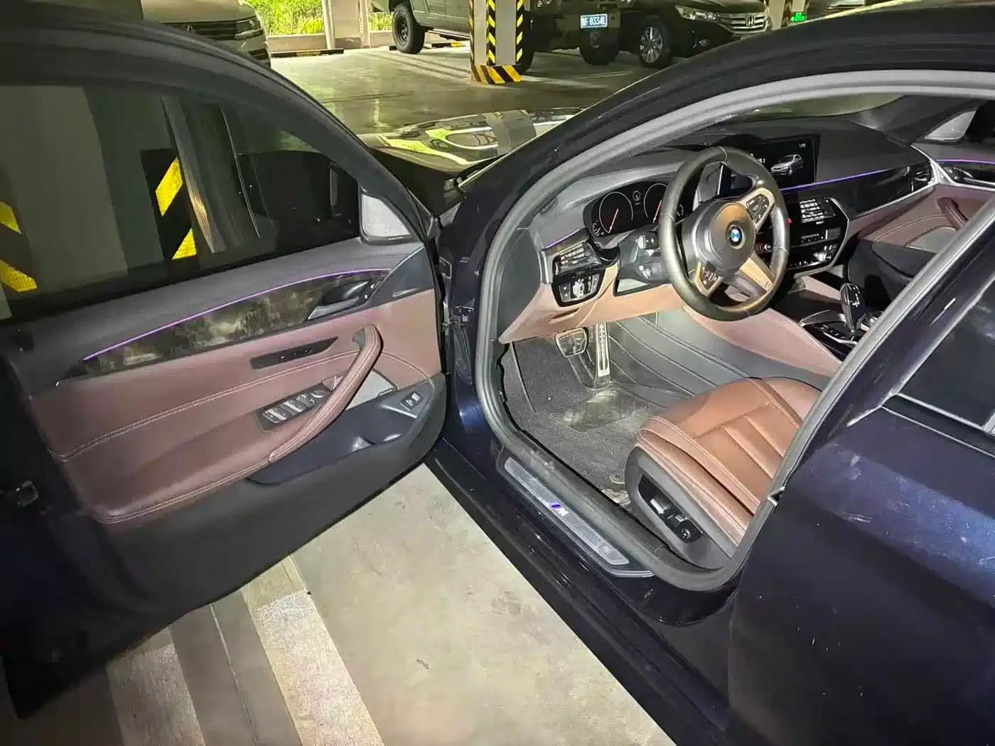 2019 BMW 5 Series 525Li M Sport Package — миниатюра 7