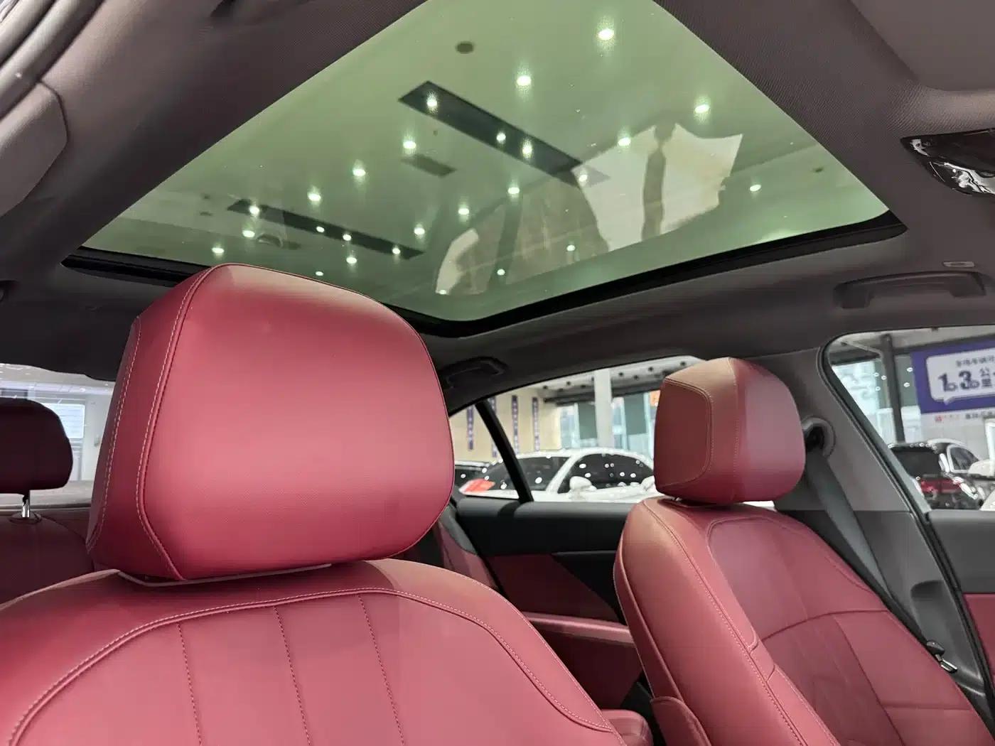 2026 BMW 5 Series 530Li Leading Edition M Sport Package — миниатюра 13