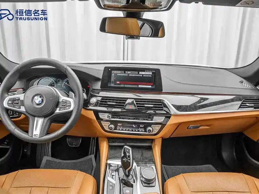 2018 BMW 5 Series 530Li Luxury M Sport Package — миниатюра 13