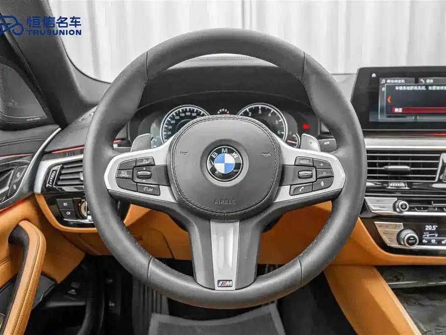 2018 BMW 5 Series 530Li Luxury M Sport Package — миниатюра 17