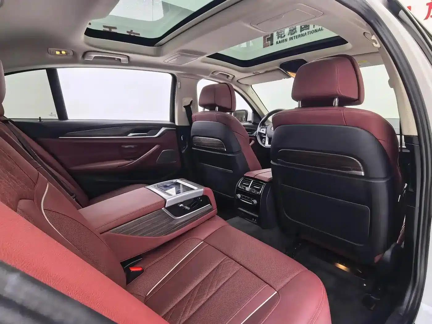 BMW 5 Series 2021 530Li Luxury Package — миниатюра 11