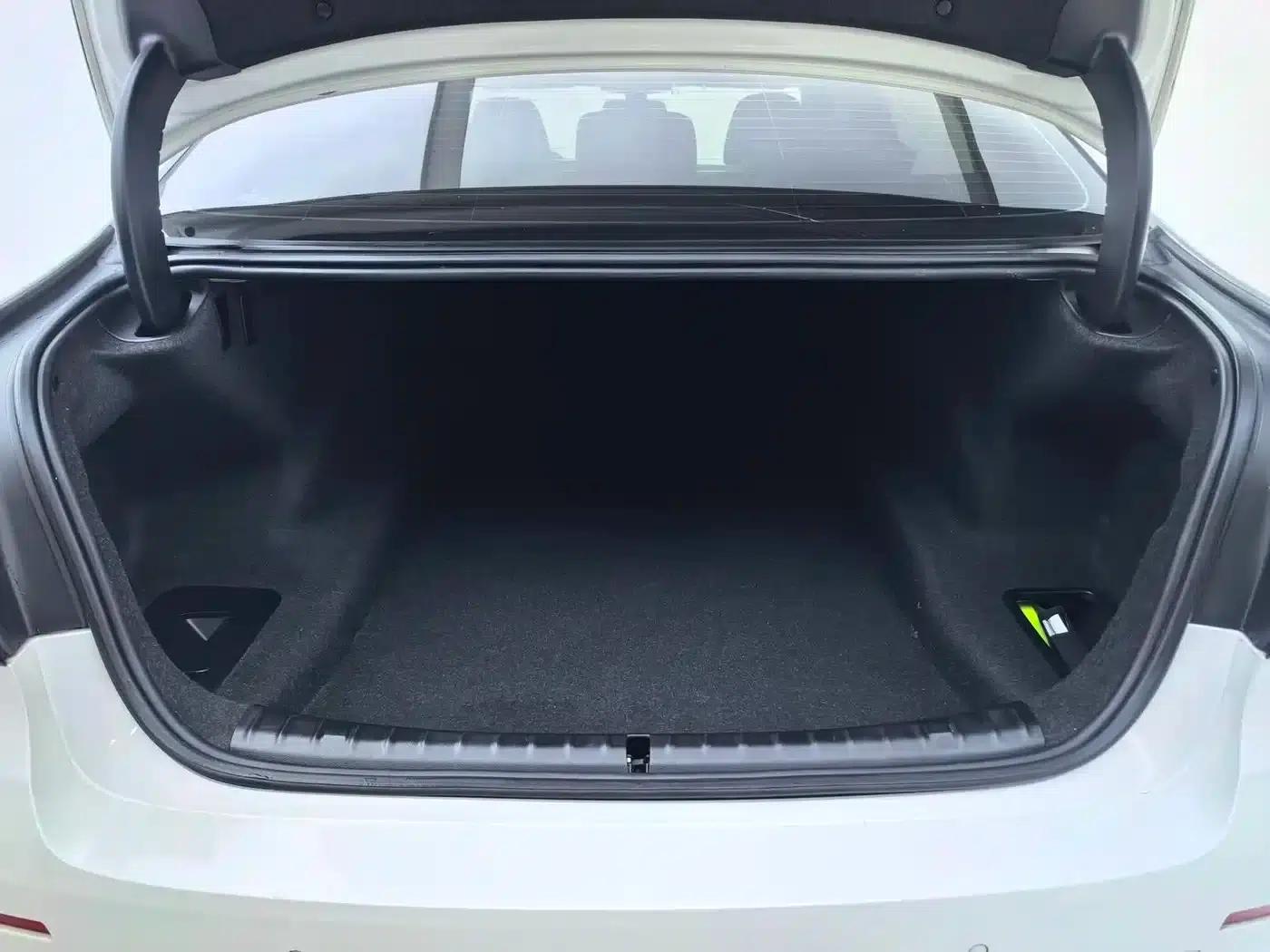 BMW 5 Series 2021 530Li Luxury Package — миниатюра 30