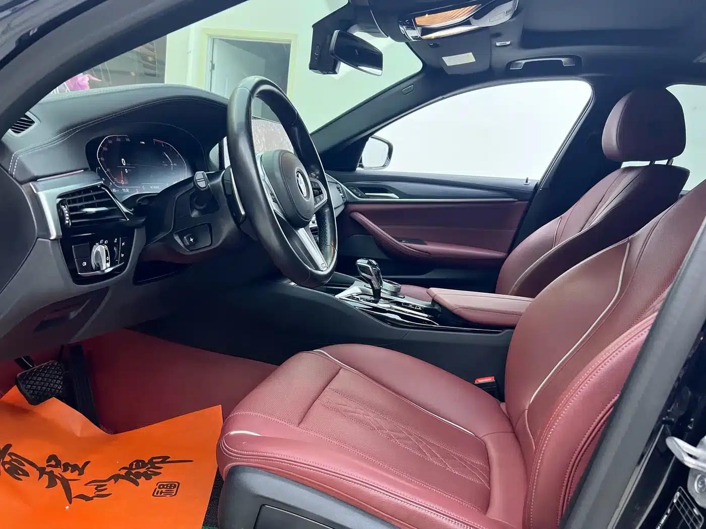2021 BMW 5 Series 530Li Leading Edition M Sport Package — миниатюра 4