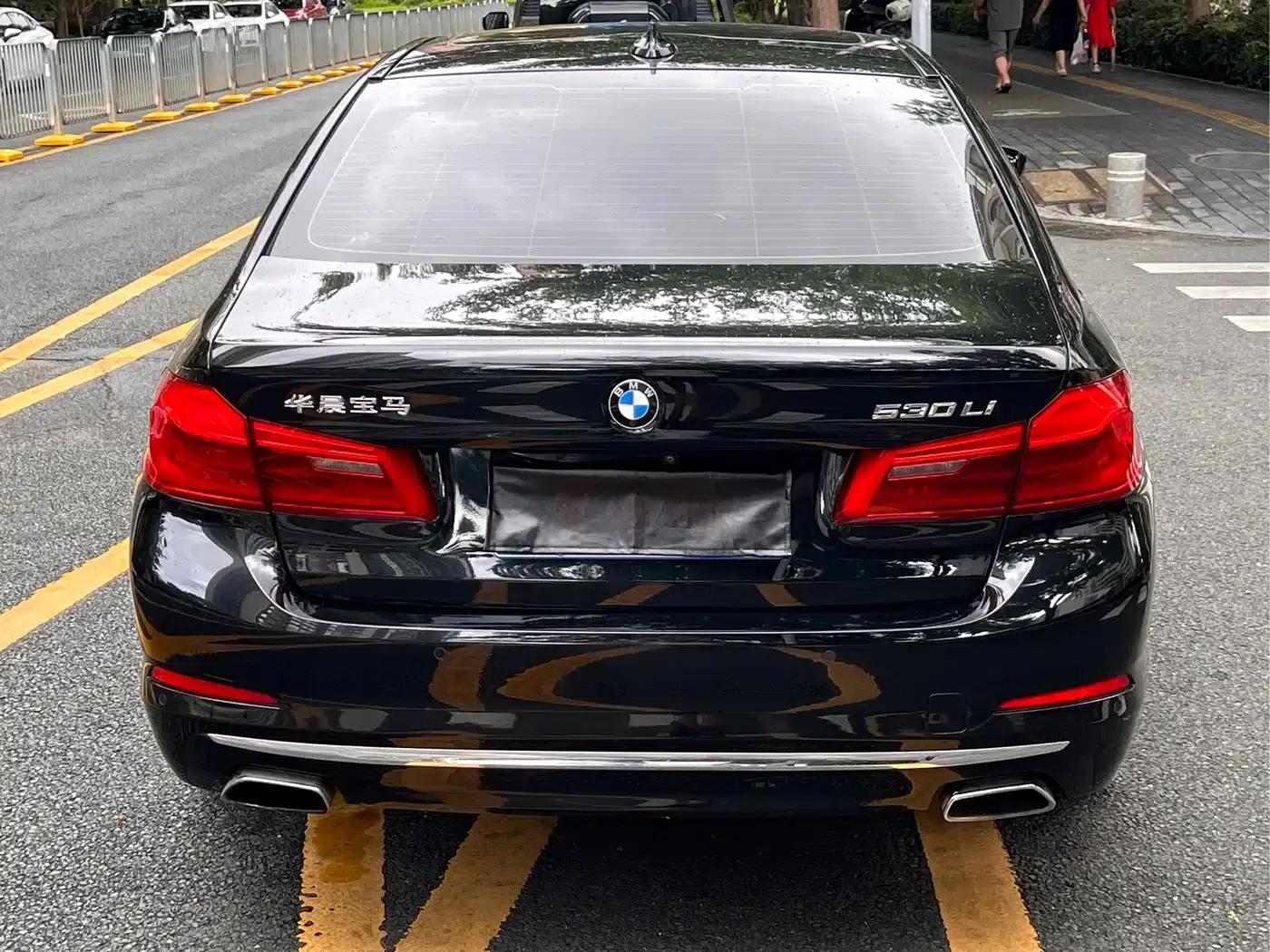 2020 BMW 5 Series 530Li xDrive M Sport Package — миниатюра 19