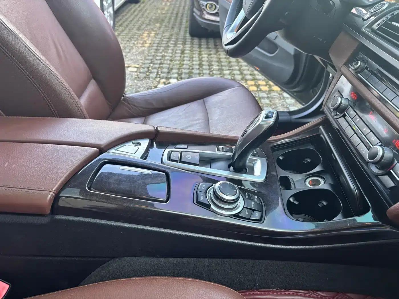 2014 BMW 5 Series 525Li Leading Edition — миниатюра 10