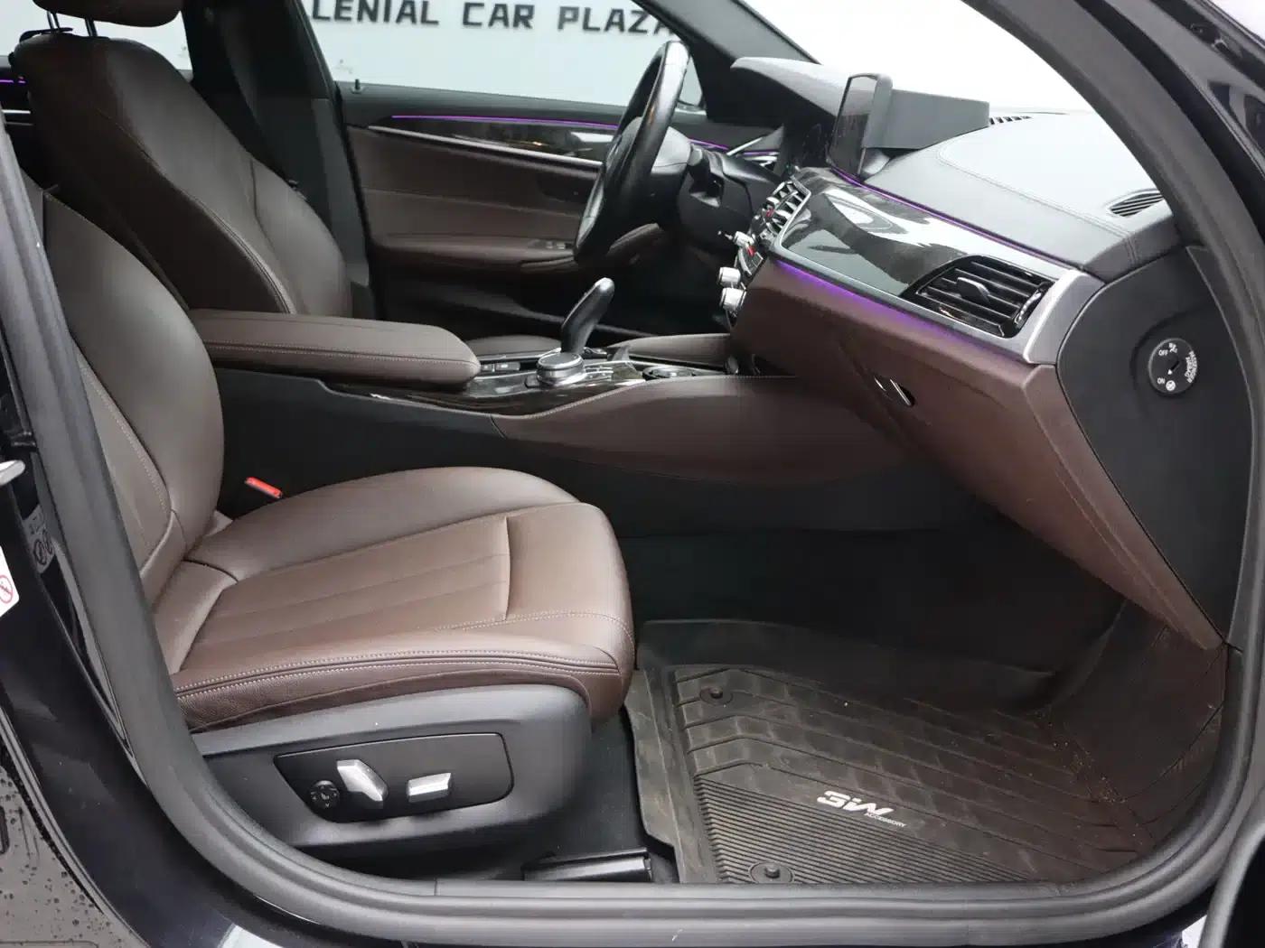 2019 BMW 5 Series 525Li M Sport Package — миниатюра 16