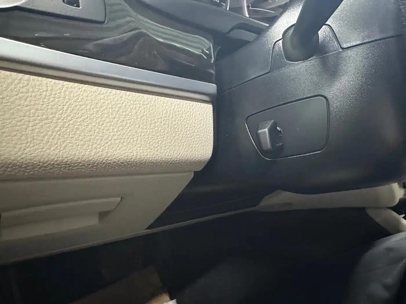 BMW 5 Series 2013 525Li Luxury — миниатюра 17