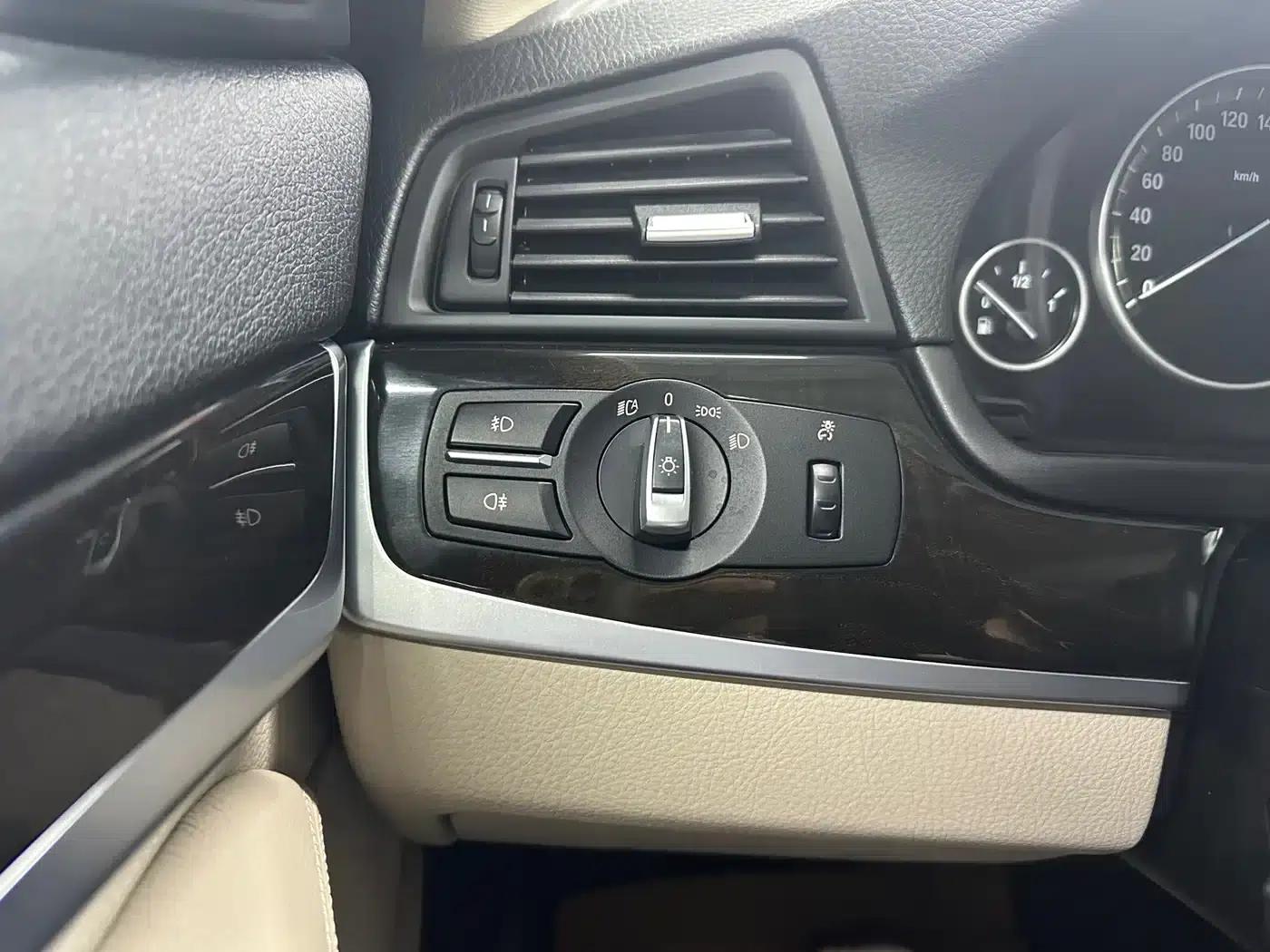 BMW 5 Series 2013 525Li Luxury — миниатюра 18