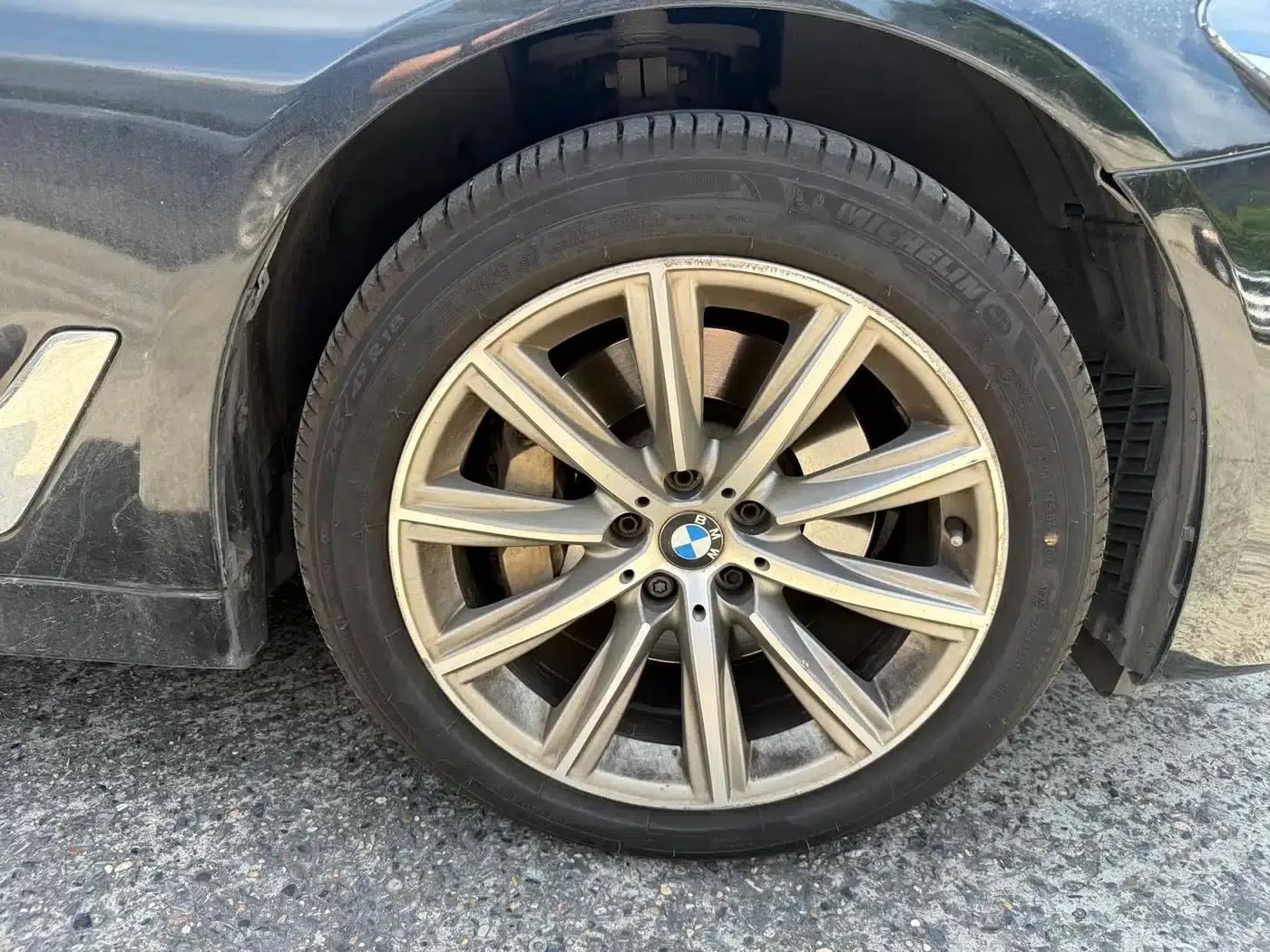 BMW 5 Series 2017 528Li Leading Edition — миниатюра 20