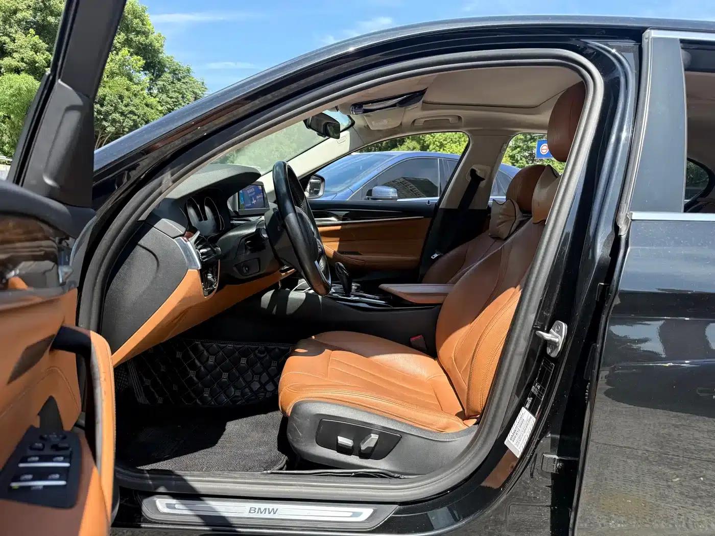 BMW 5 Series 2017 528Li Leading Edition — миниатюра 5