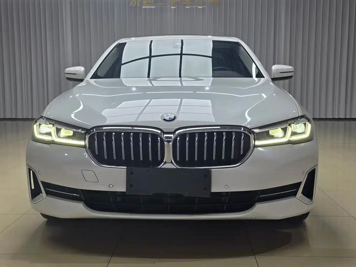 BMW 5 Series 2022 Facelift 530Li Leading Luxury Package — миниатюра 3