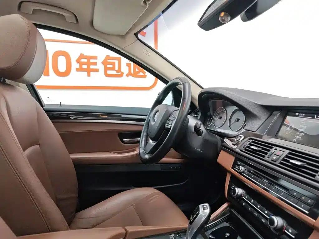 BMW 5 Series 2017 525Li Leading Edition — миниатюра 22