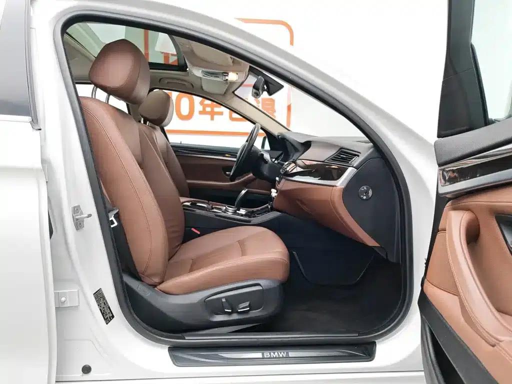 BMW 5 Series 2017 525Li Leading Edition — миниатюра 23