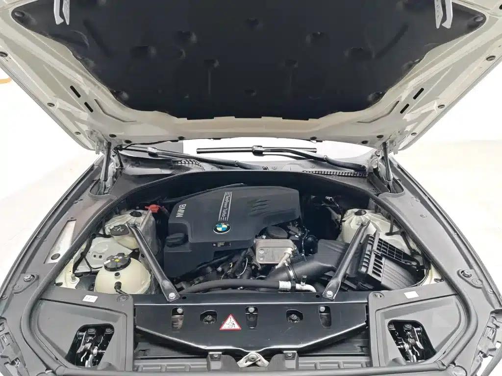 BMW 5 Series 2017 525Li Leading Edition — миниатюра 6