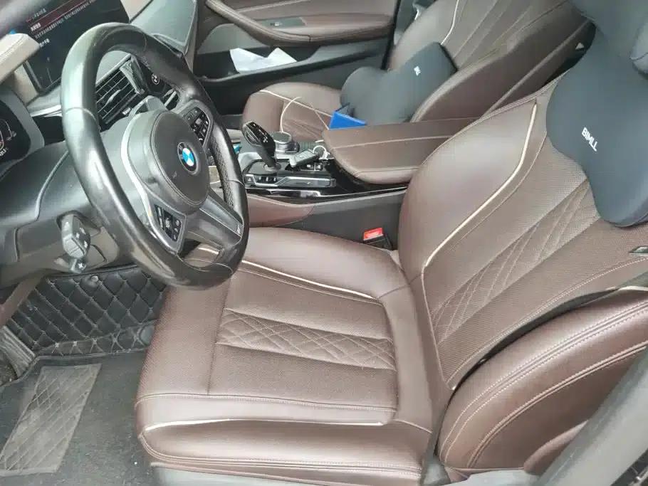 2022 BMW 5 Series Facelift 530Li Leading Edition M Sport Package — миниатюра 9