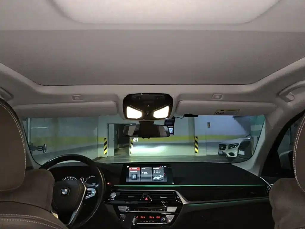 2018 BMW 5 Series 525Li Luxury Package — миниатюра 14
