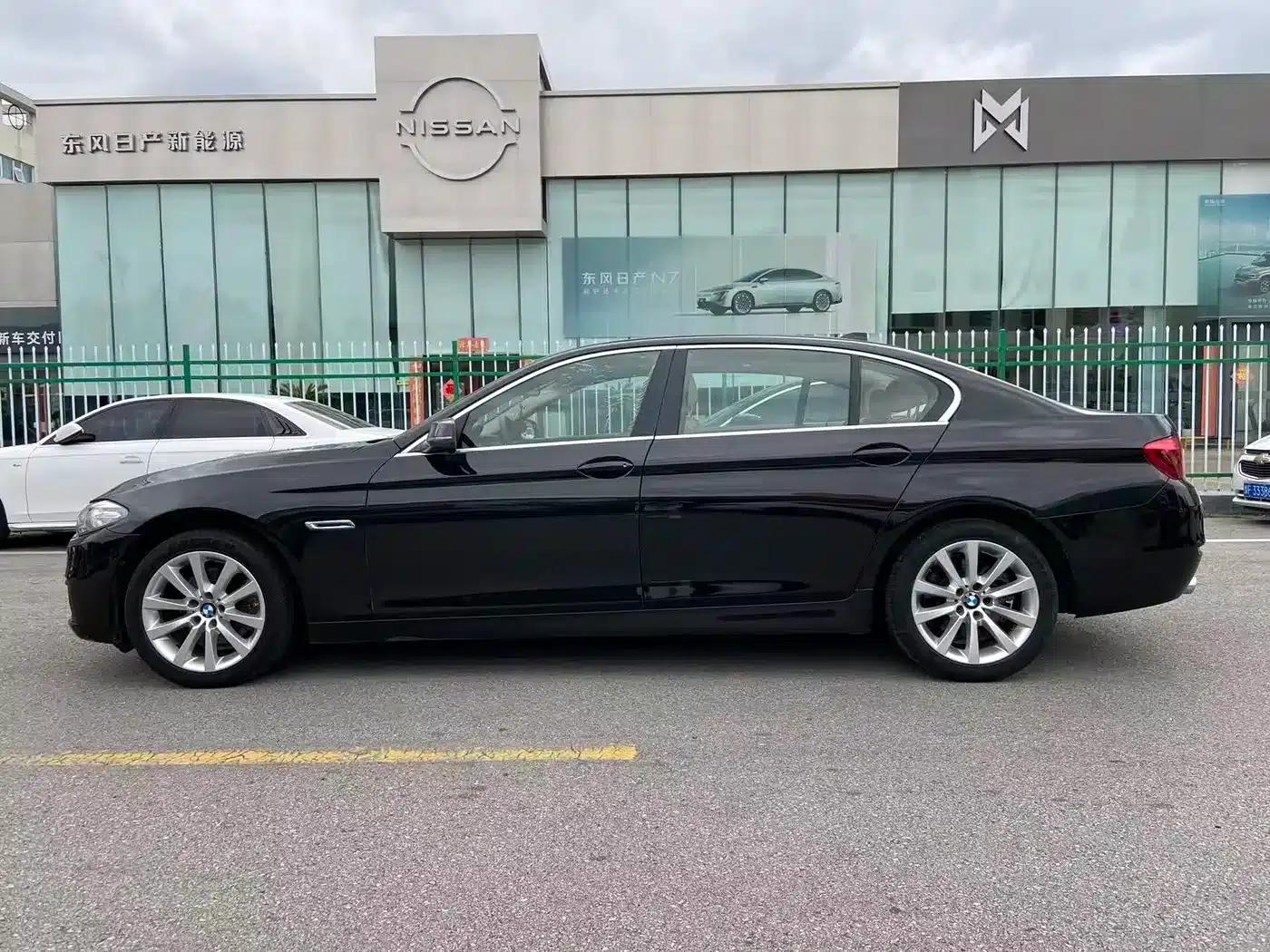 BMW 5 Series 2013 530Li Leading Edition — миниатюра 5