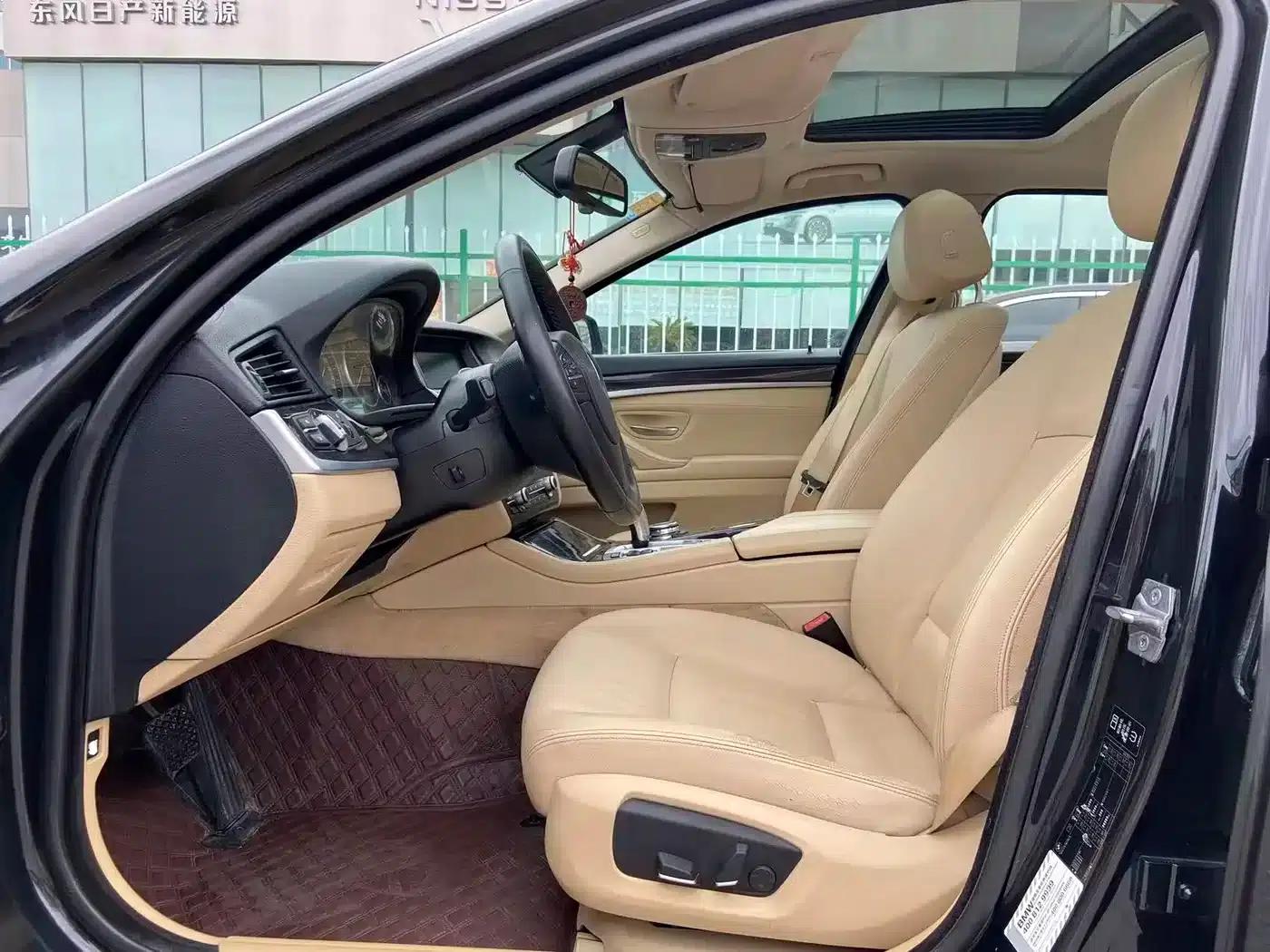 BMW 5 Series 2013 530Li Leading Edition — миниатюра 8