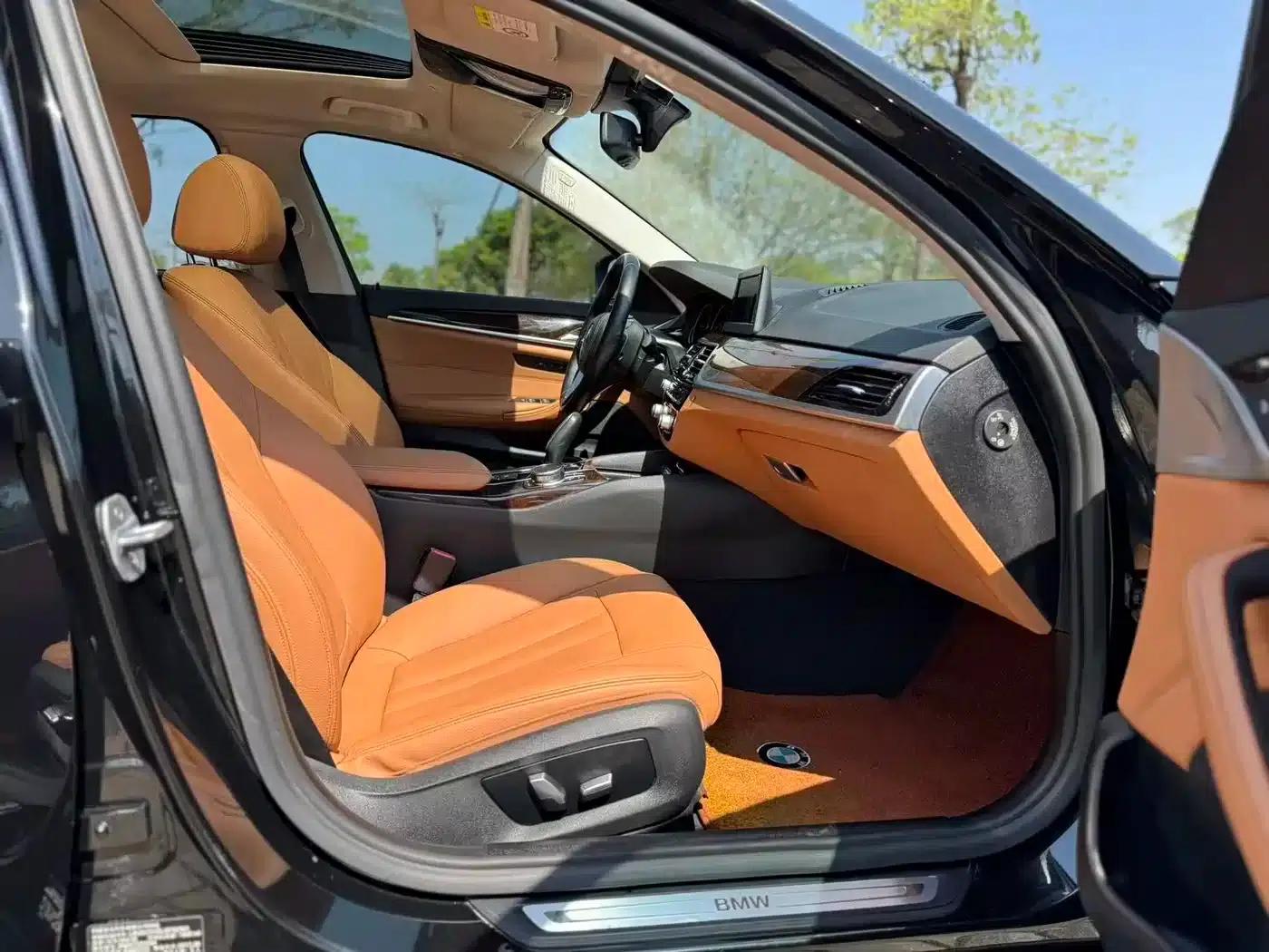 BMW 5 Series 2018 528Li Launch Special Edition — миниатюра 10