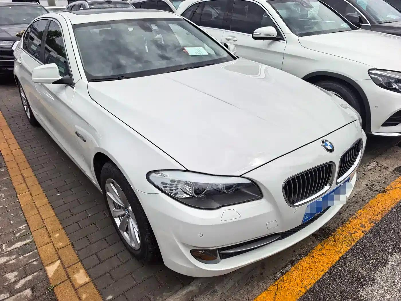 BMW 5 Series 2013 525Li Leading Edition — миниатюра 2