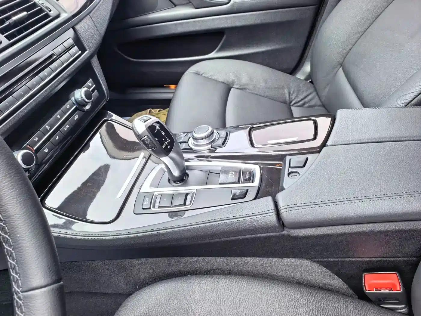 BMW 5 Series 2013 525Li Leading Edition — миниатюра 12