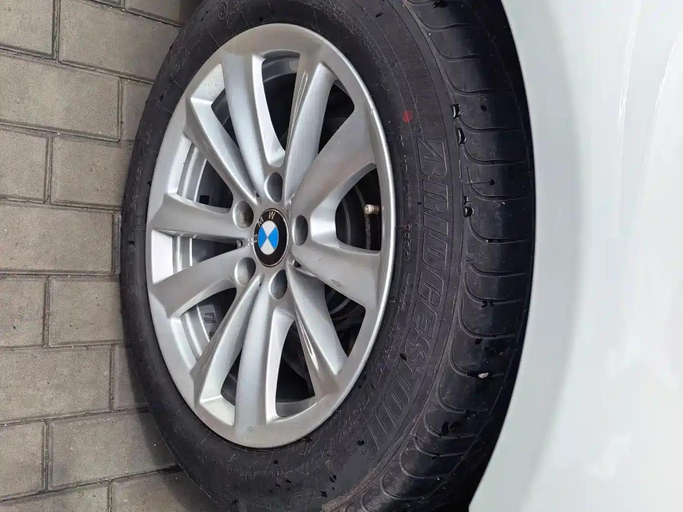 BMW 5 Series 2013 525Li Leading Edition — миниатюра 15