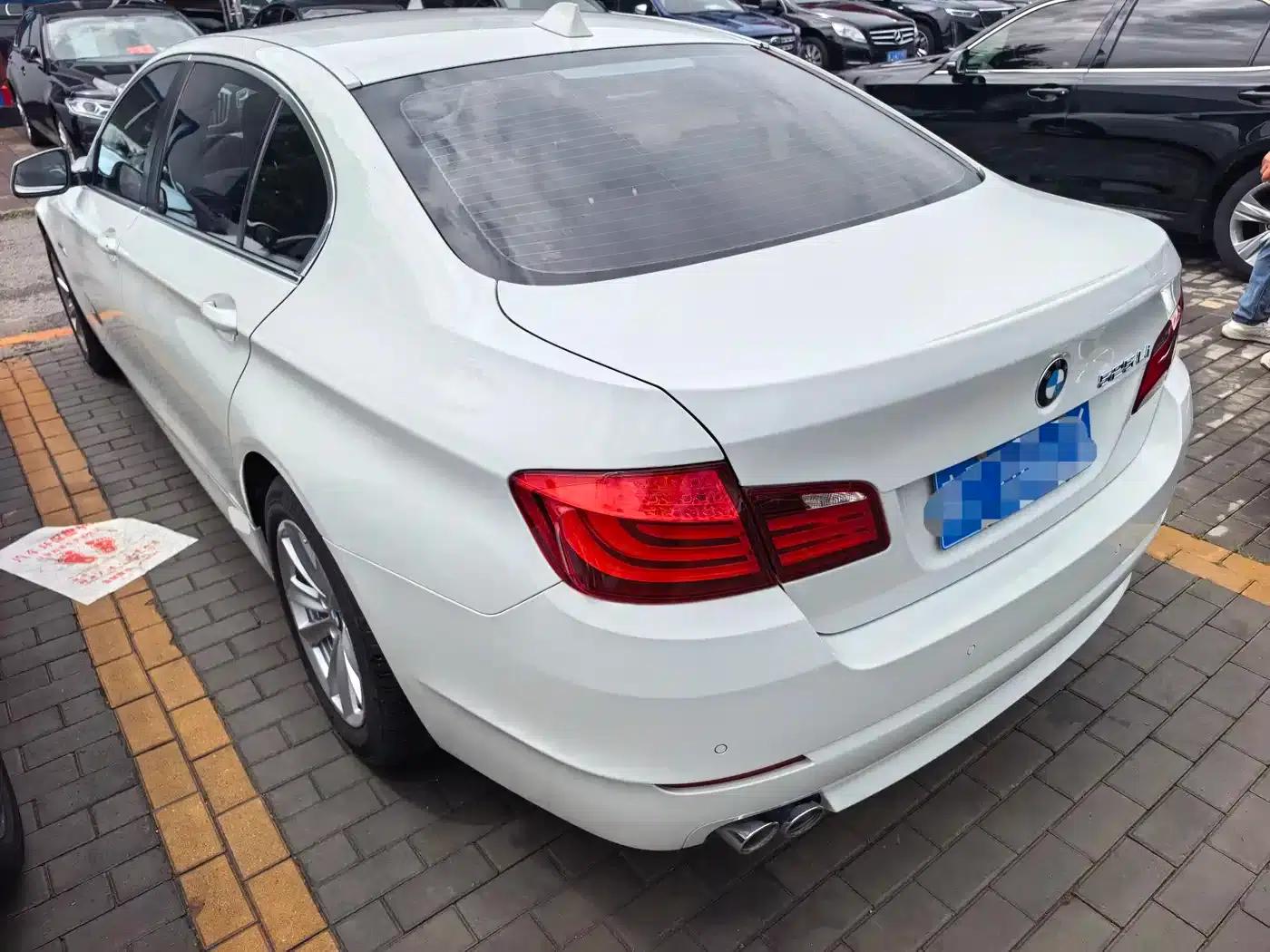 BMW 5 Series 2013 525Li Leading Edition — миниатюра 3