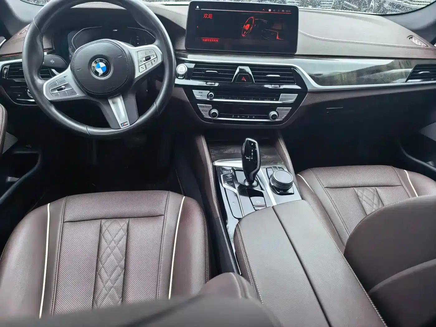 2022 BMW 5 Series Facelift 525Li M Sport Package — миниатюра 9