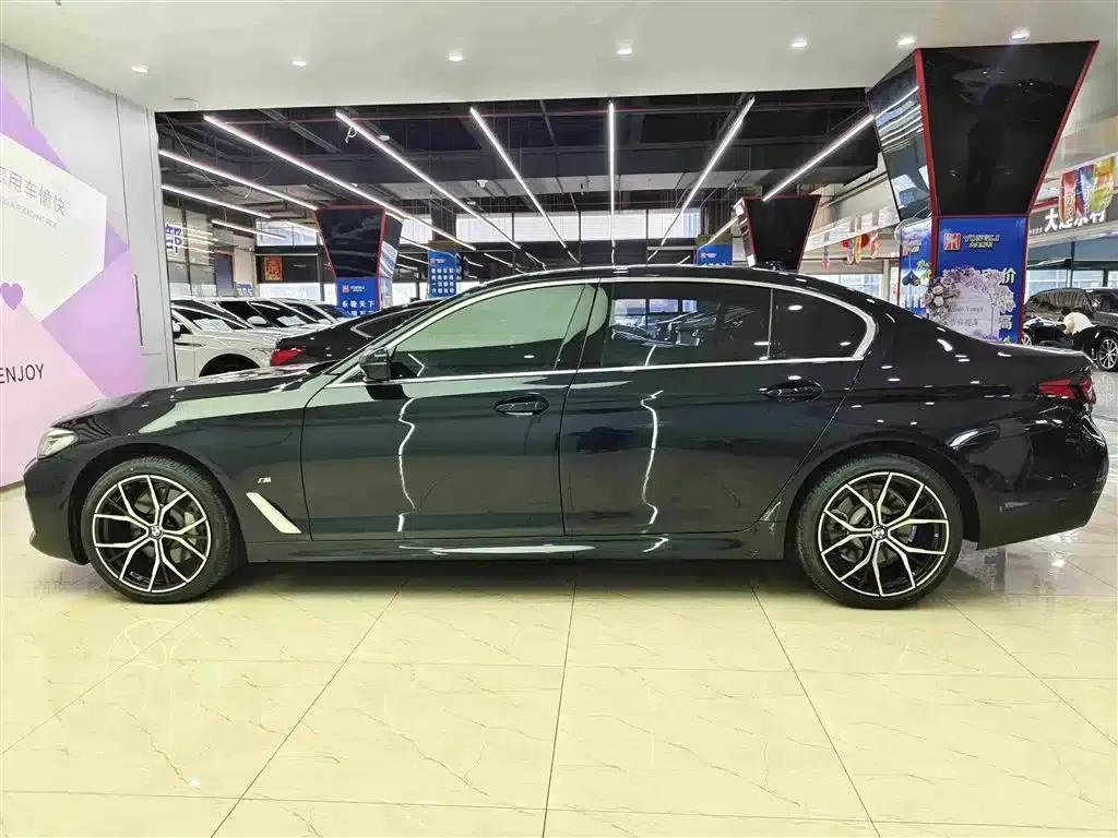 2023 BMW 5 Series 530Li Leading Edition M Sport Package — миниатюра 7