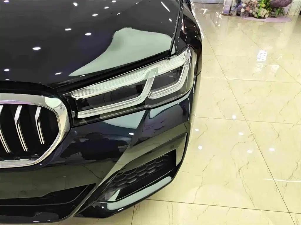 2023 BMW 5 Series 530Li Leading Edition M Sport Package — миниатюра 10
