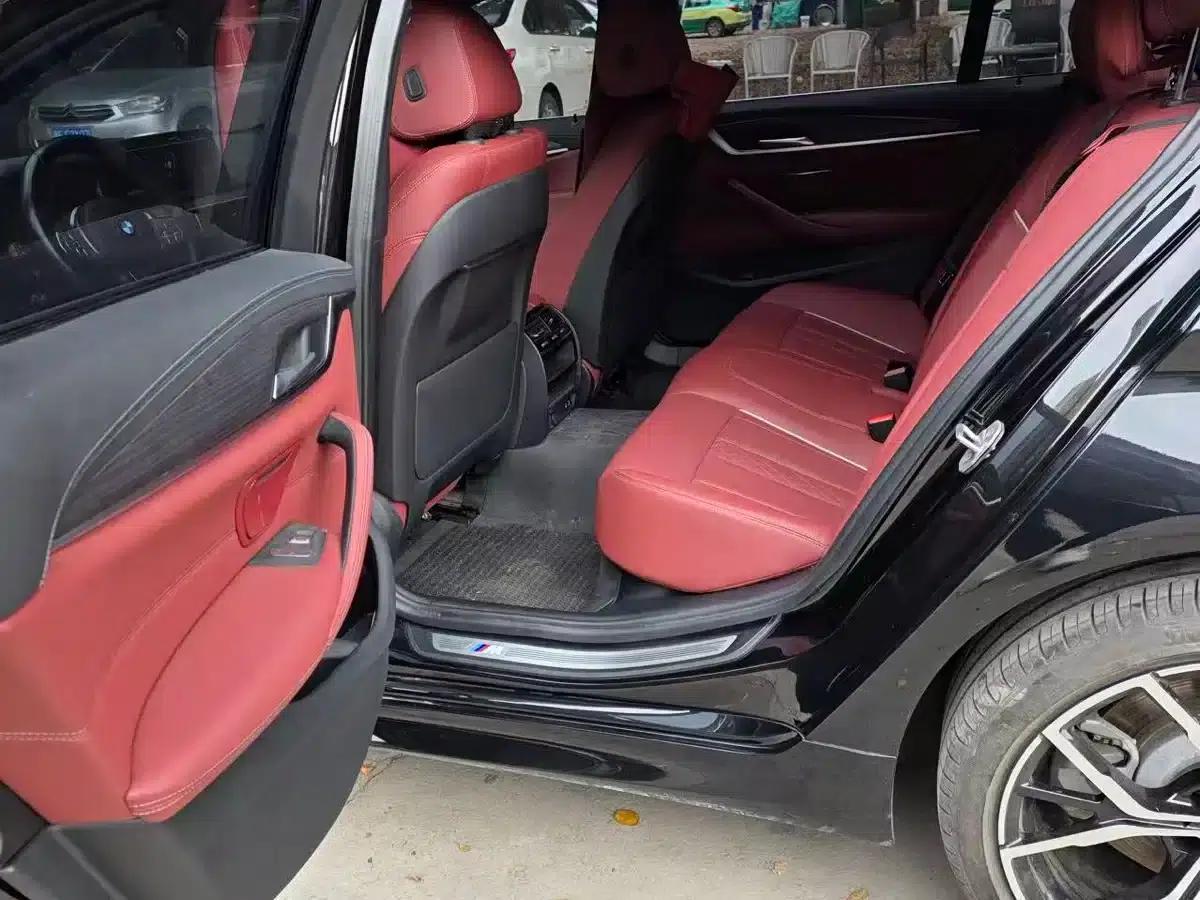 2023 BMW 5 Series 530Li Leading Edition M Sport Package — миниатюра 9