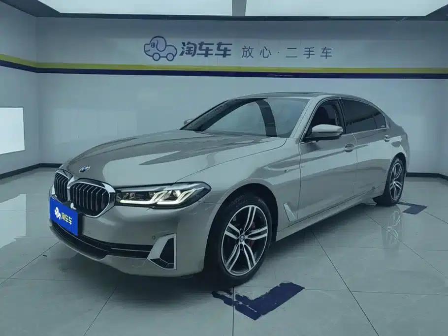 2023 BMW 5 Series 530Li Leading Luxury Package — миниатюра 1
