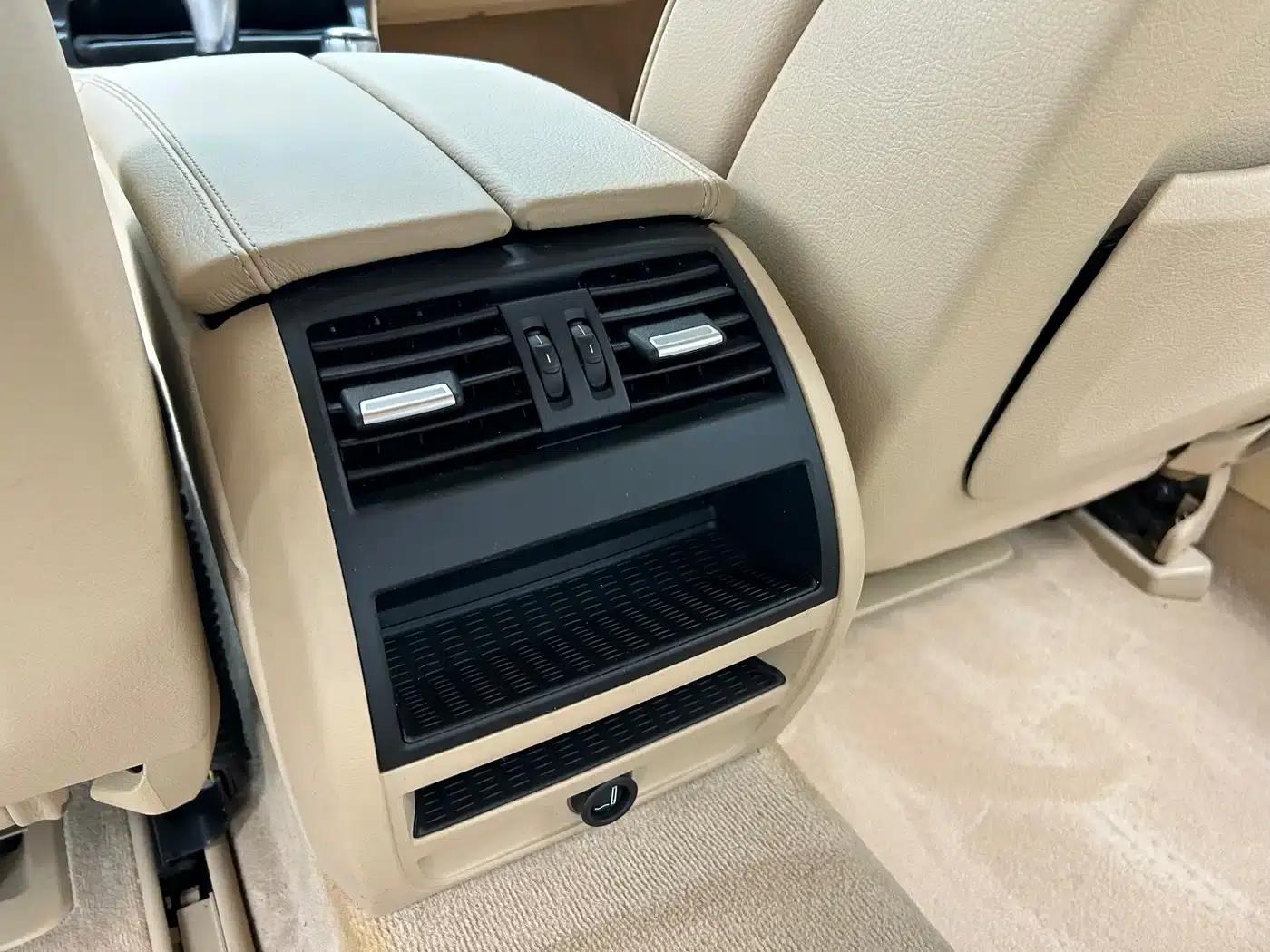 BMW 5 Series 2013 525Li Leading Edition — миниатюра 11