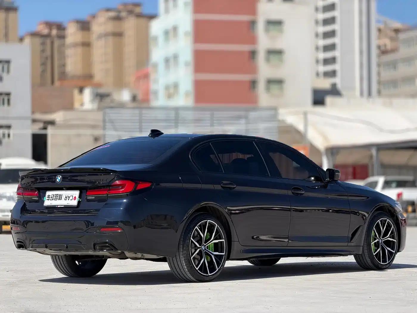2023 BMW 5 Series 530Li Leading Luxury Package — миниатюра 12