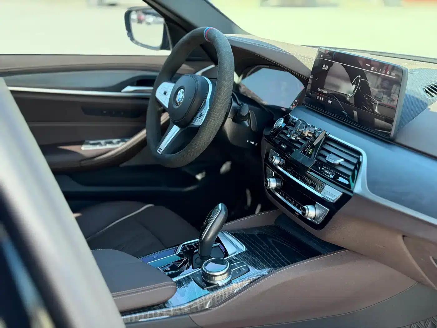 2023 BMW 5 Series 530Li Leading Luxury Package — миниатюра 7