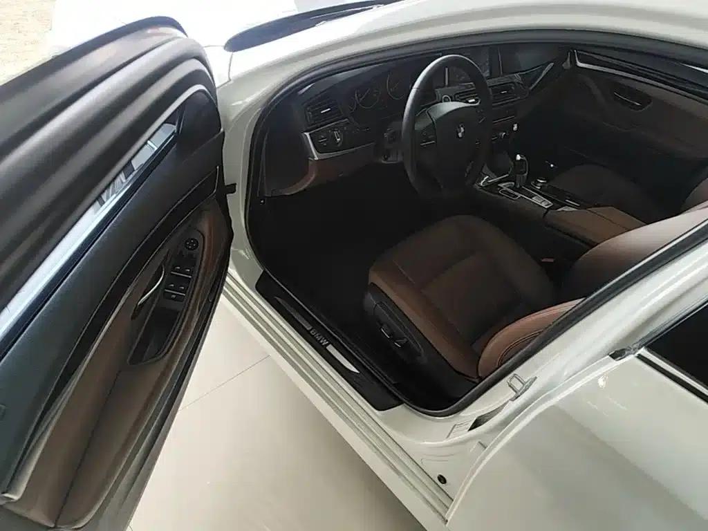 2014 BMW 5 Series 525Li Leading Edition — миниатюра 16