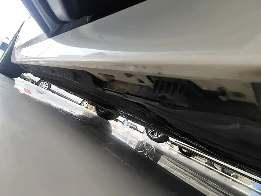 2014 BMW 5 Series 525Li Leading Edition — миниатюра 22