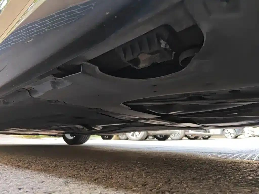 2019 BMW 5 Series 530Li Leading Edition M Sport Package — миниатюра 18