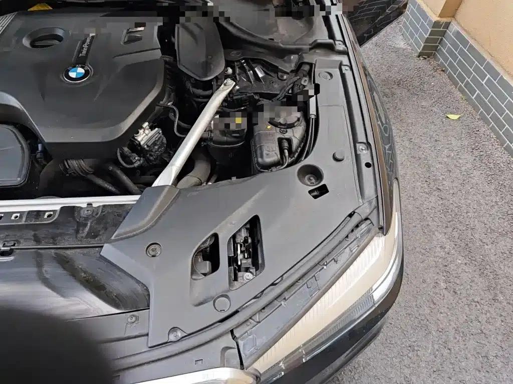 2019 BMW 5 Series 530Li Leading Edition M Sport Package — миниатюра 22
